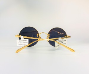 M: 750 Linda Farrow